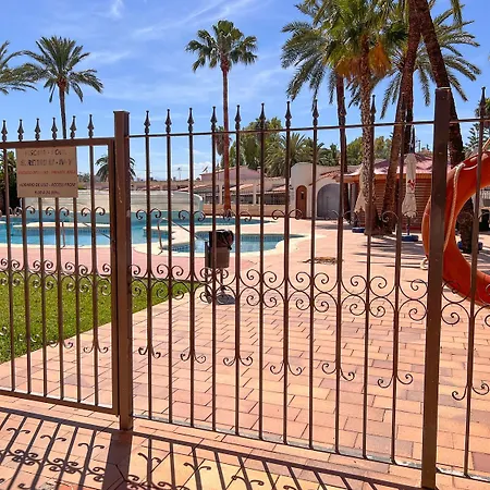 El Estudio De Rocio Con Piscina Y A Un Paso De La Playa En Apartament *