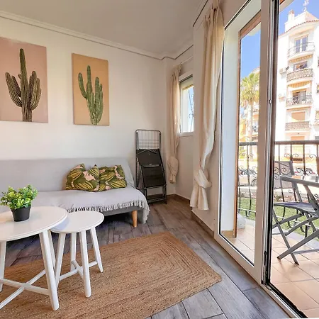 El Estudio De Rocio Con Piscina Y A Un Paso De La Playa En Apartament