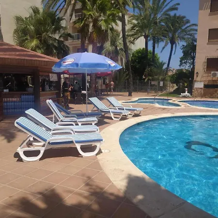 El Estudio De Rocio Con Piscina Y A Un Paso De La Playa En *