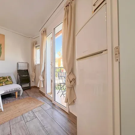 El Estudio De Rocio Con Piscina Y A Un Paso De La Playa En