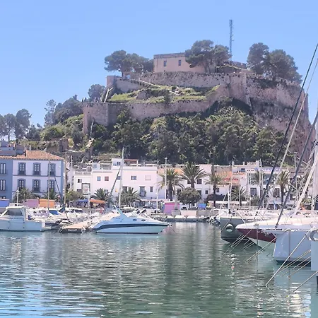 Apartament El Estudio De Rocio Con Piscina Y A Un Paso De La Playa En *