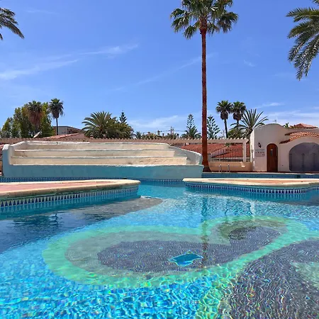 El Estudio De Rocio Con Piscina Y A Un Paso De La Playa En Denia
