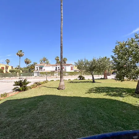 Apartament El Estudio De Rocio Con Piscina Y A Un Paso De La Playa En *