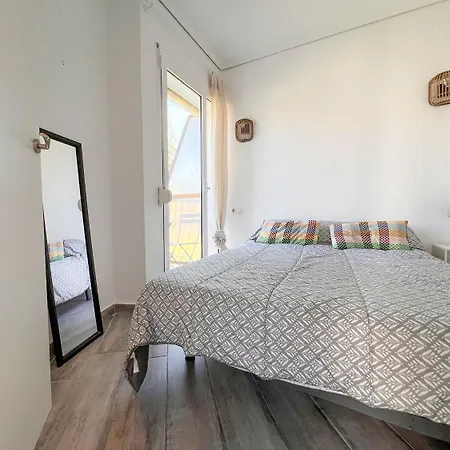 El Estudio De Rocio Con Piscina Y A Un Paso De La Playa En Denia