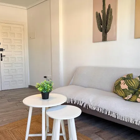 Apartament El Estudio De Rocio Con Piscina Y A Un Paso De La Playa En *