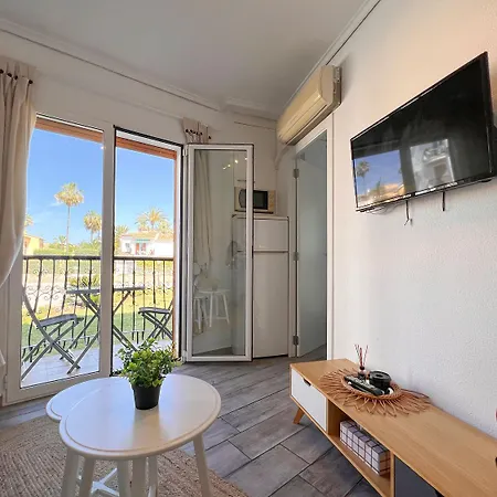 El Estudio De Rocio Con Piscina Y A Un Paso De La Playa En Apartament Denia
